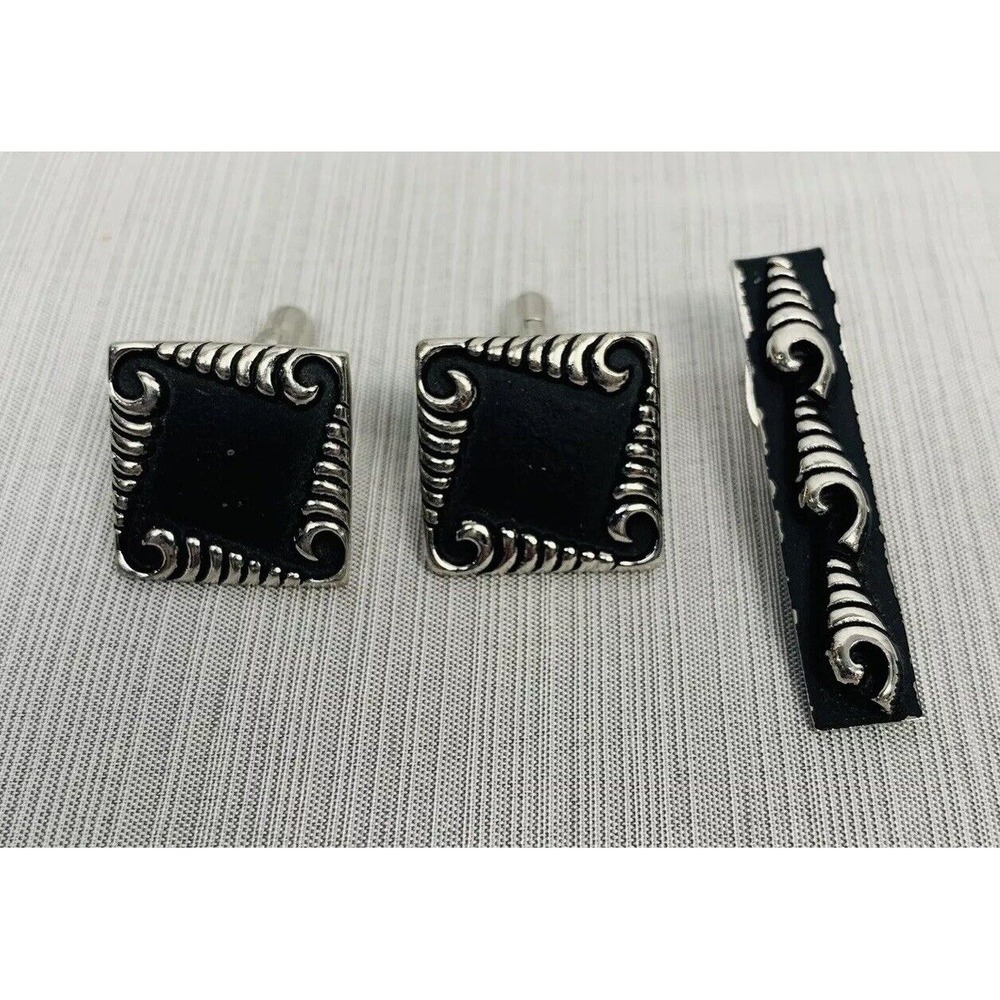 Cufflinks and Tie‎ Clip Sea Shell Theme, Silver and Black formal